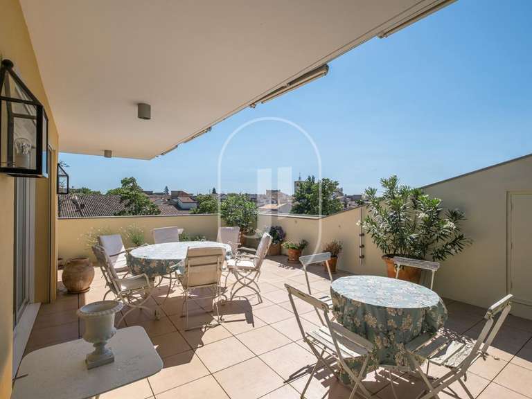 Apartment L'Isle-sur-la-Sorgue - 2 bedrooms - 130m²