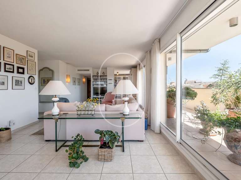 Appartement L'Isle-sur-la-Sorgue - 2 chambres - 130m²