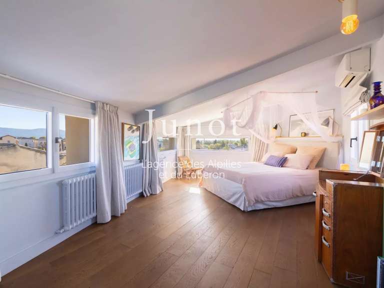 Appartement L'Isle-sur-la-Sorgue - 3 chambres - 190m²