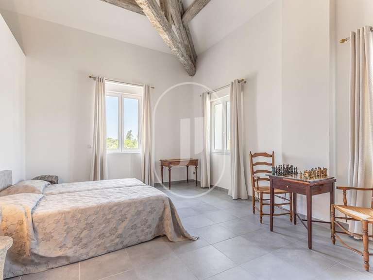 Apartment L'Isle-sur-la-Sorgue - 5 bedrooms - 302m²