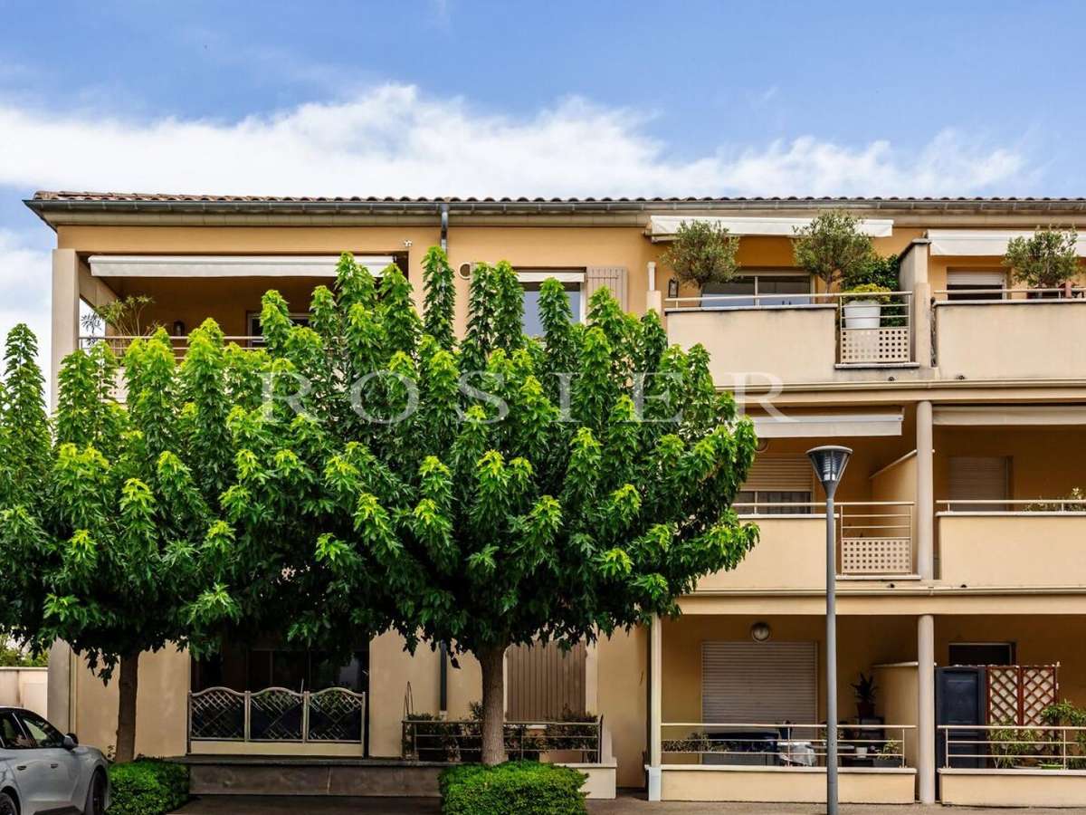 Appartement L'Isle-sur-la-Sorgue