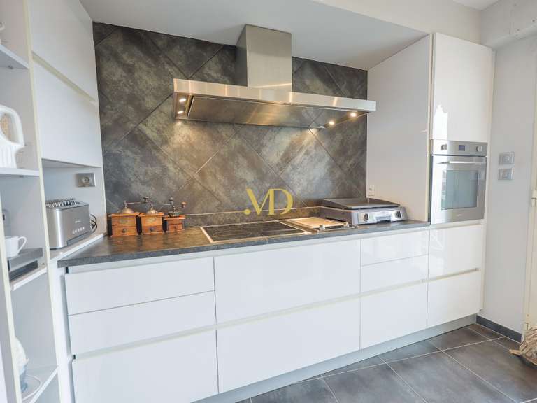 Appartement L'Isle-sur-la-Sorgue - 4 chambres - 320m²