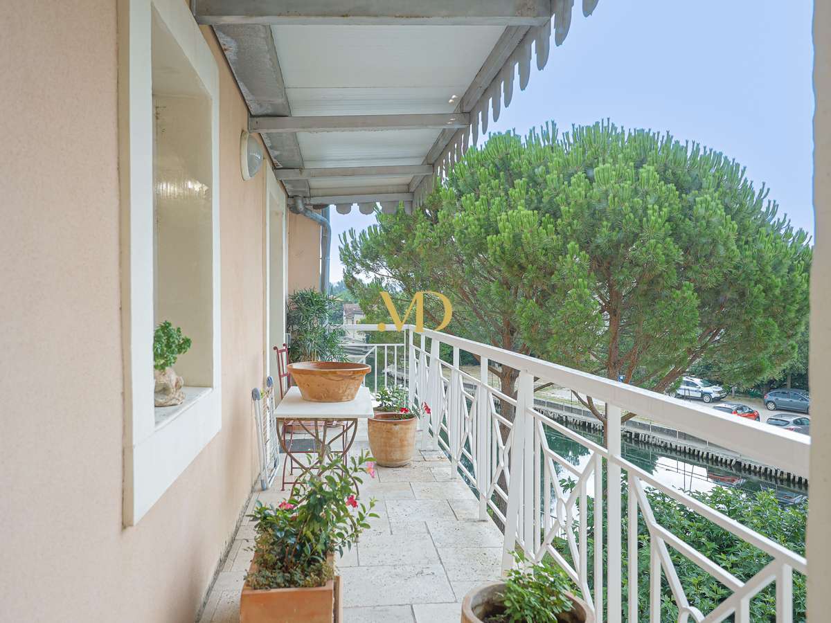 Appartement L'Isle-sur-la-Sorgue
