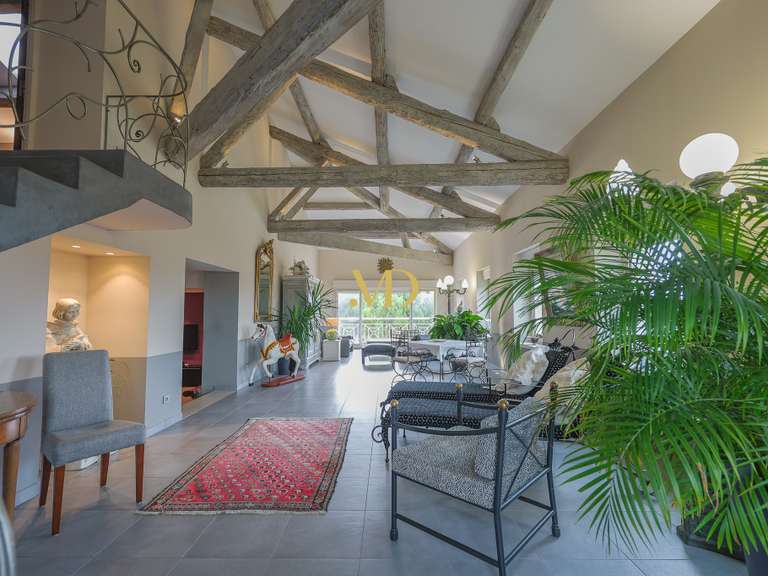 Appartement L'Isle-sur-la-Sorgue - 4 chambres - 320m²