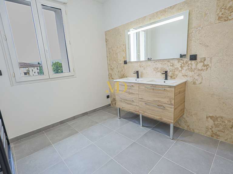 Appartement L'Isle-sur-la-Sorgue - 4 chambres - 320m²