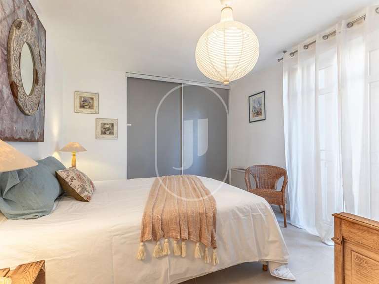 Apartment L'Isle-sur-la-Sorgue - 2 bedrooms - 104m²