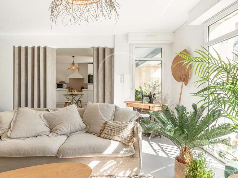 Apartment L'Isle-sur-la-Sorgue - 2 bedrooms - 104m²