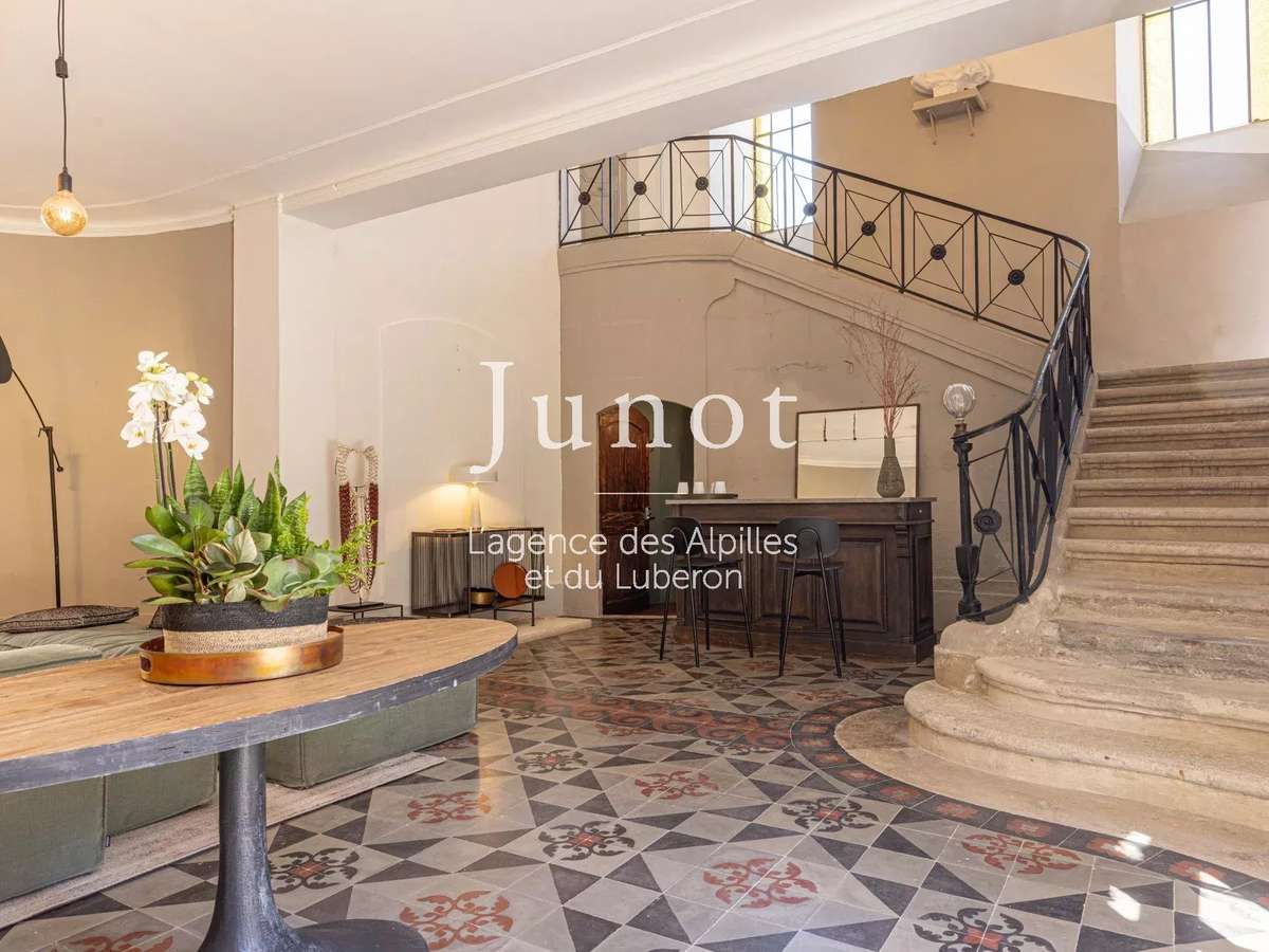 Mansion L'Isle-sur-la-Sorgue