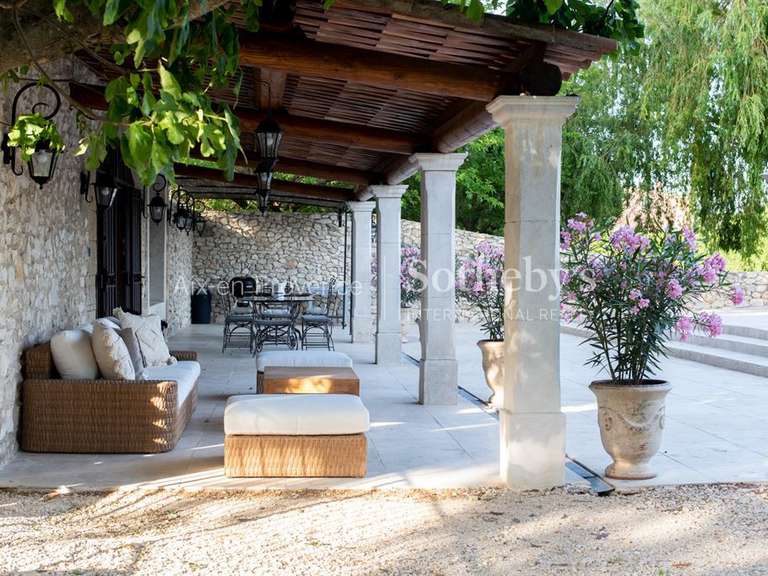 Maison L'Isle-sur-la-Sorgue - 10 chambres - 710m²
