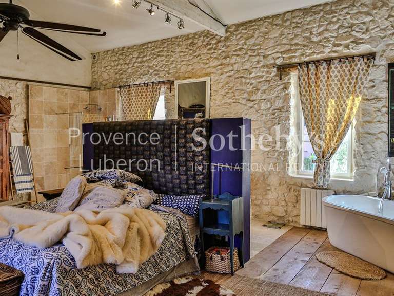 Maison L'Isle-sur-la-Sorgue - 3 chambres - 250m²