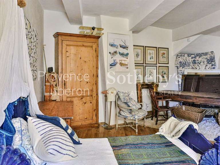 Maison L'Isle-sur-la-Sorgue - 3 chambres - 250m²