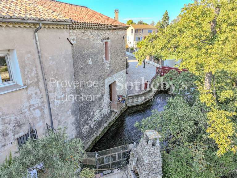 Maison L'Isle-sur-la-Sorgue - 3 chambres - 250m²