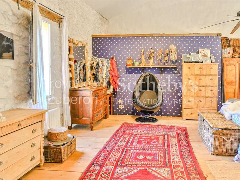 Maison L'Isle-sur-la-Sorgue - 3 chambres - 250m²
