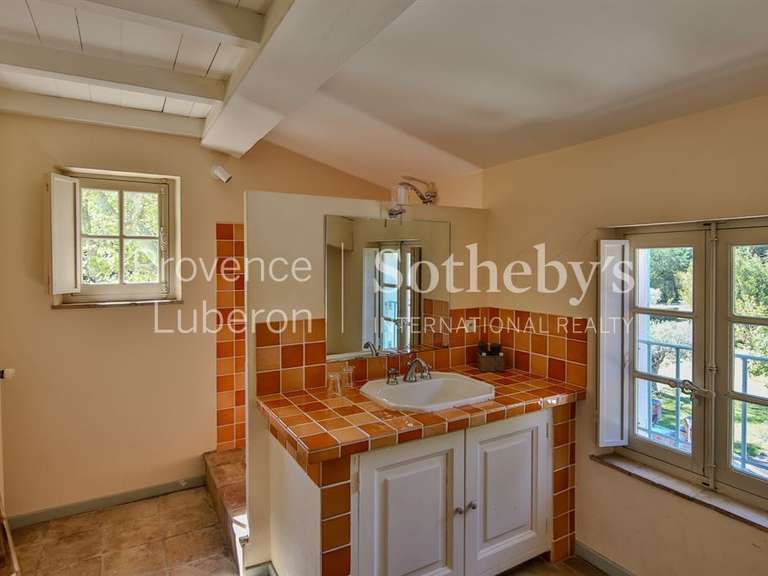 Maison L'Isle-sur-la-Sorgue - 7 chambres - 672m²