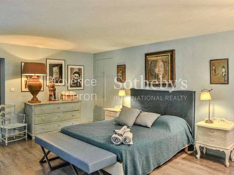 Maison L'Isle-sur-la-Sorgue - 7 chambres - 672m²