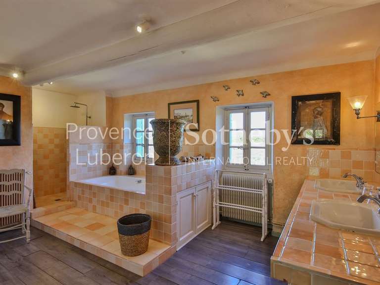 Maison L'Isle-sur-la-Sorgue - 7 chambres - 672m²