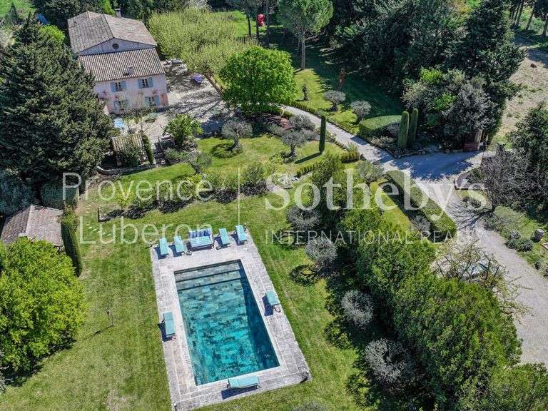 Maison L'Isle-sur-la-Sorgue - 7 chambres - 672m²