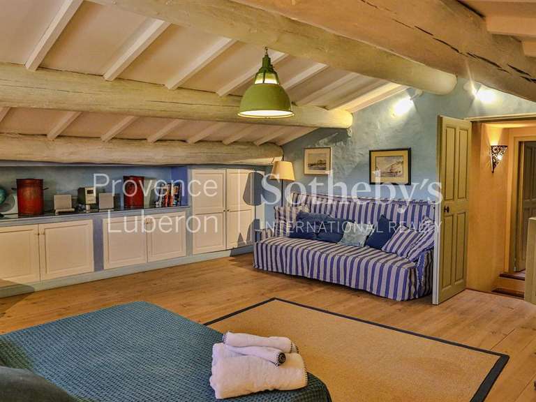 Maison L'Isle-sur-la-Sorgue - 7 chambres - 672m²