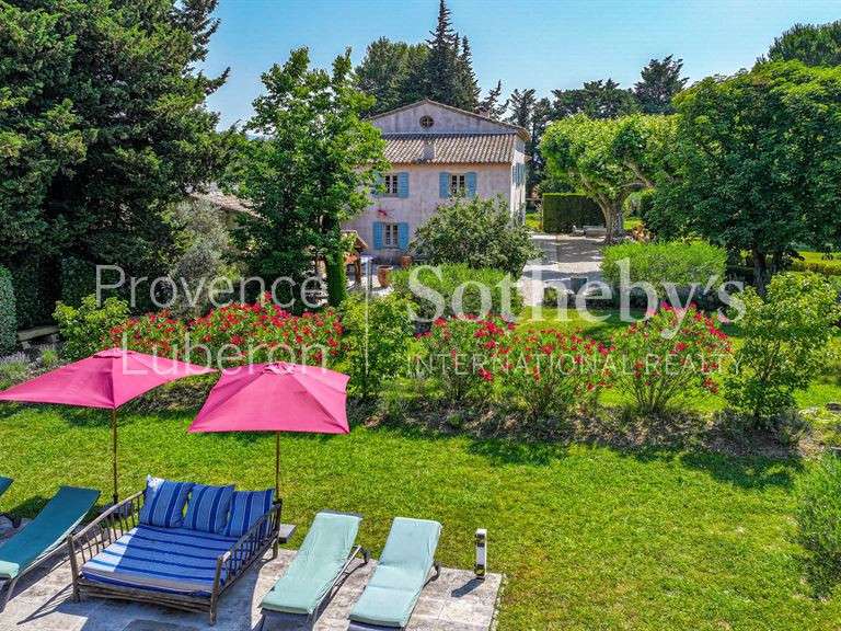 Maison L'Isle-sur-la-Sorgue - 7 chambres - 672m²