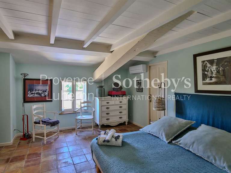 Maison L'Isle-sur-la-Sorgue - 7 chambres - 672m²
