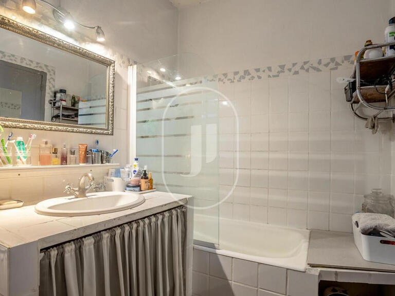 Maison L'Isle-sur-la-Sorgue - 2 chambres - 100m²