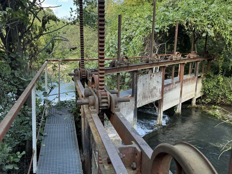 Maison L'Isle-sur-la-Sorgue - 10 chambres - 1300m²