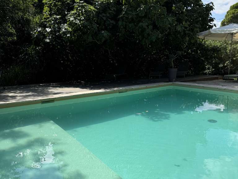 Maison L'Isle-sur-la-Sorgue - 10 chambres - 1300m²