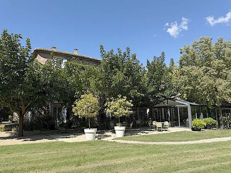 Maison L'Isle-sur-la-Sorgue - 10 chambres - 1300m²
