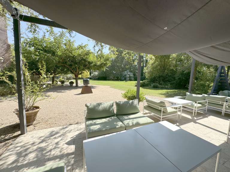 Maison L'Isle-sur-la-Sorgue - 10 chambres - 1300m²