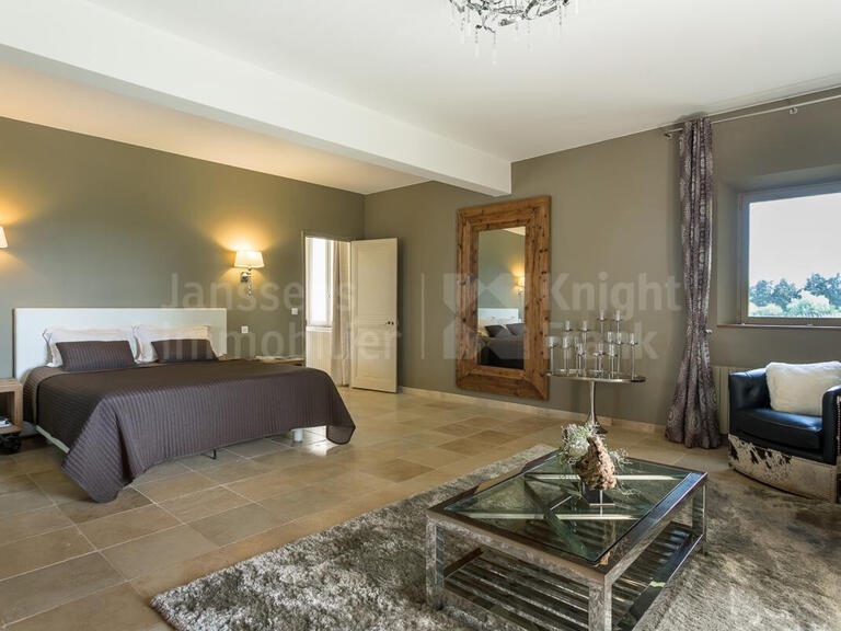 Maison L'Isle-sur-la-Sorgue - 7 chambres - 550m²