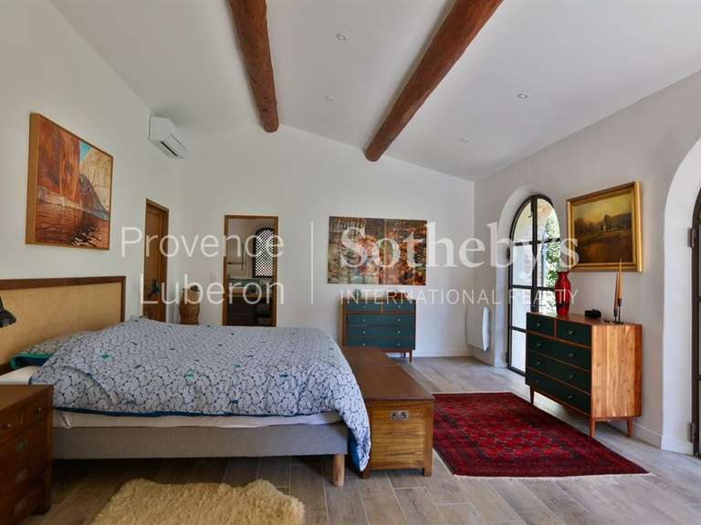 Maison L'Isle-sur-la-Sorgue - 5 chambres - 340m²