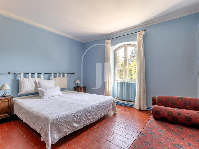 Maison L'Isle-sur-la-Sorgue - 5 chambres - 241m²