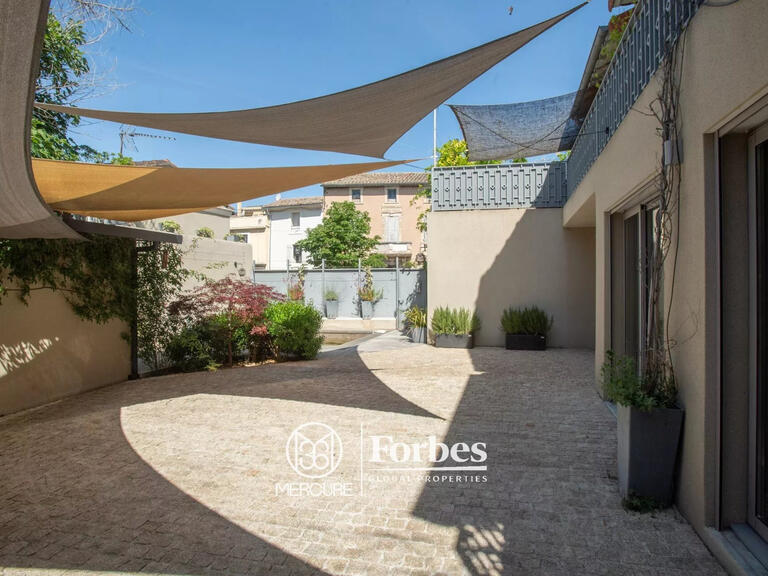 Maison L'Isle-sur-la-Sorgue - 210m²