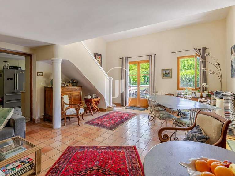 Maison L'Isle-sur-la-Sorgue - 3 chambres - 173m²