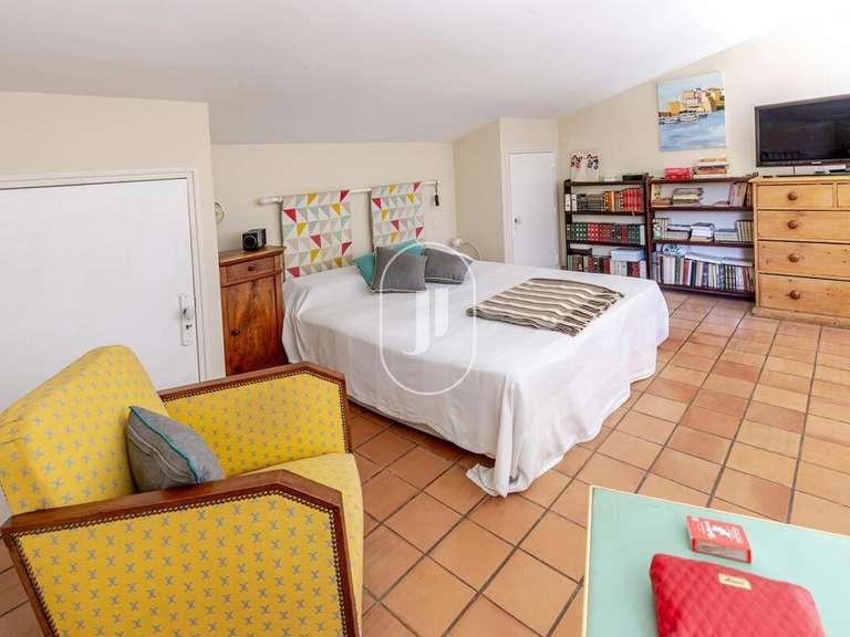 Maison L'Isle-sur-la-Sorgue - 3 chambres - 173m²