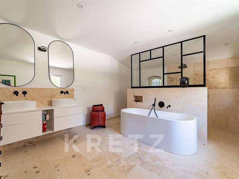 Maison L'Isle-sur-la-Sorgue - 10 chambres - 1000m²