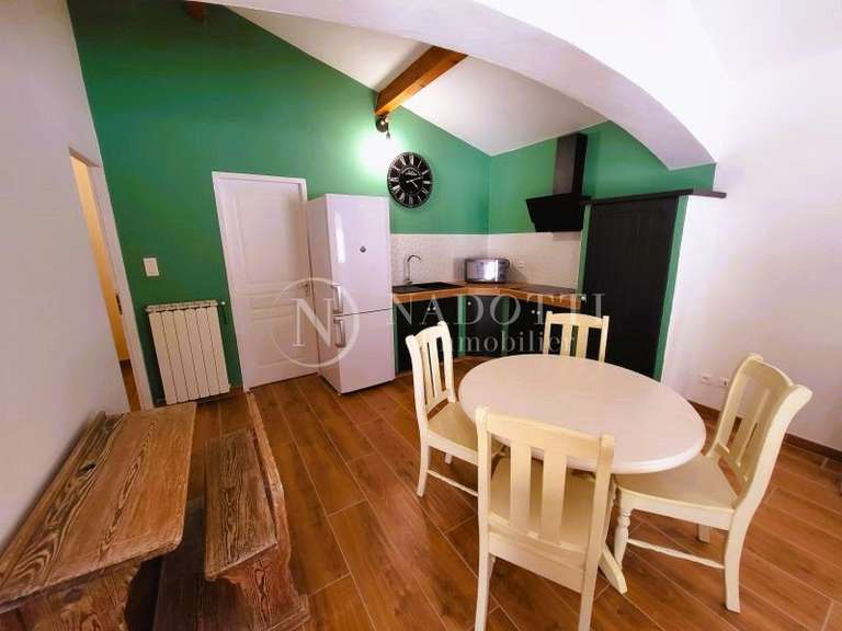 House L'Isle-sur-la-Sorgue - 6 bedrooms - 245m²