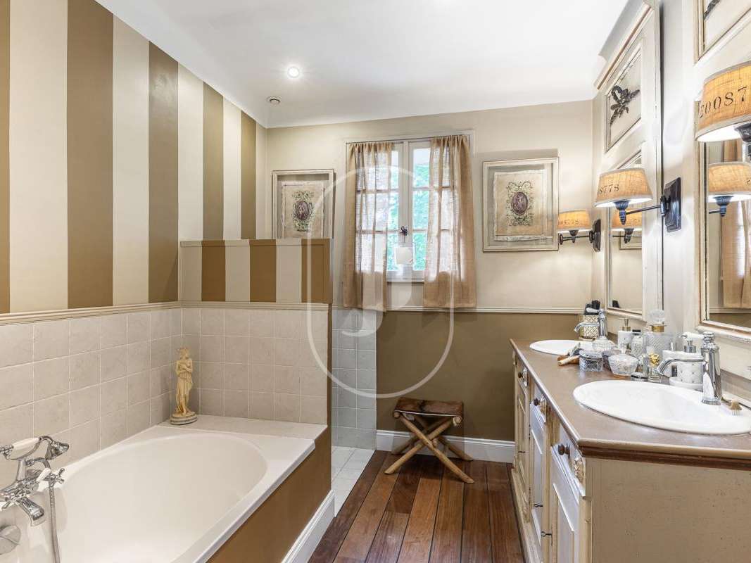 House L'Isle-sur-la-Sorgue