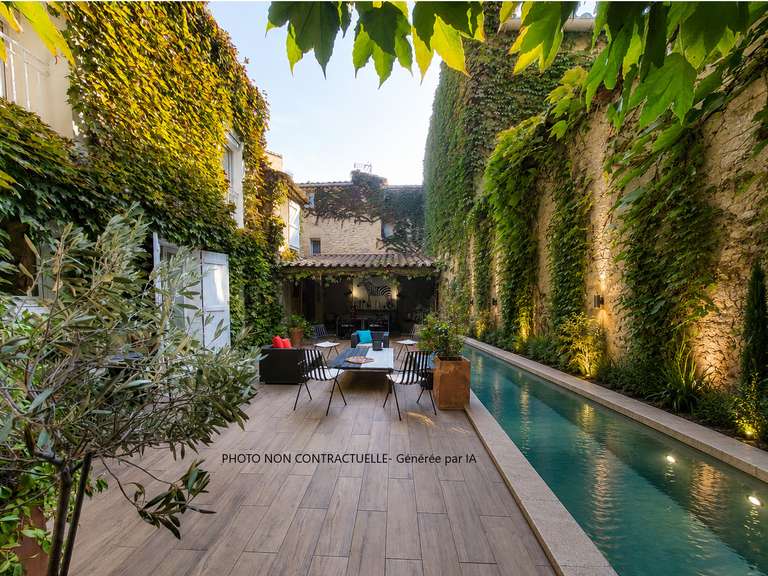 Maison L'Isle-sur-la-Sorgue - 3 chambres - 244m²