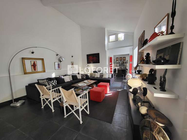 Maison L'Isle-sur-la-Sorgue - 3 chambres - 244m²