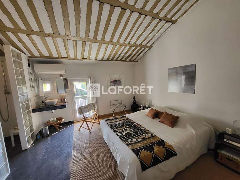 Maison L'Isle-sur-la-Sorgue - 3 chambres - 244m²
