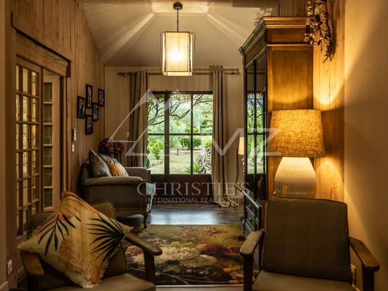 House L'Isle-sur-la-Sorgue - 6 bedrooms - 300m²