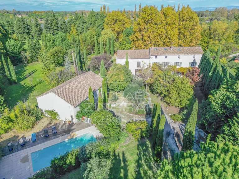 Maison L'Isle-sur-la-Sorgue - 7 chambres - 697m²