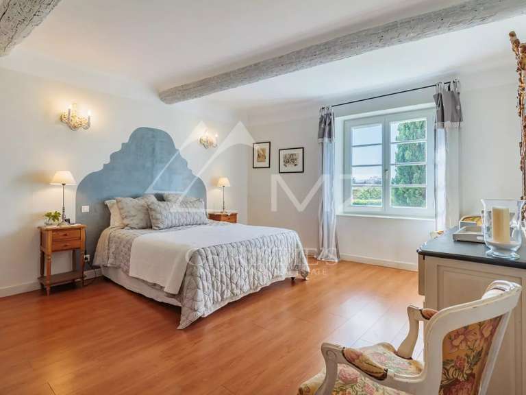 Maison L'Isle-sur-la-Sorgue - 7 chambres - 697m²