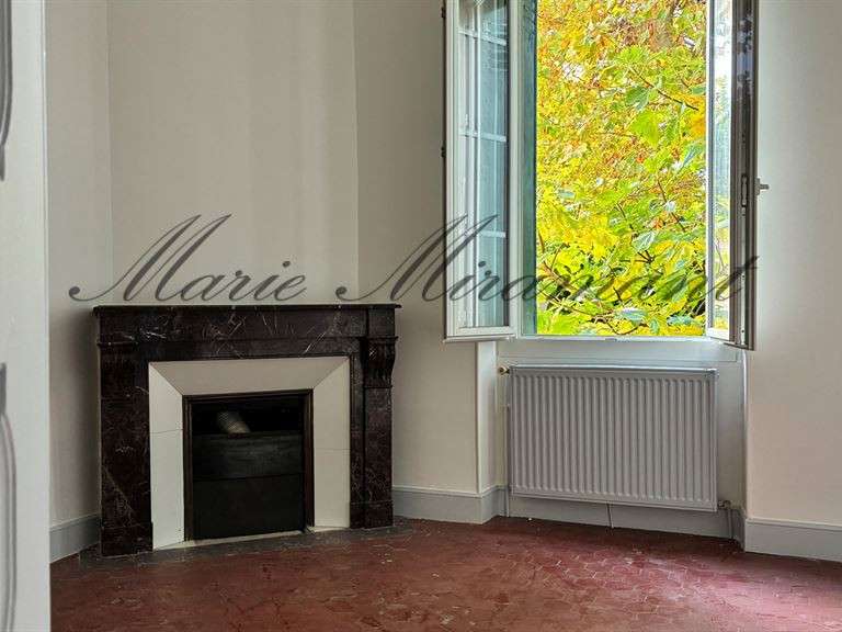 House L'Isle-sur-la-Sorgue