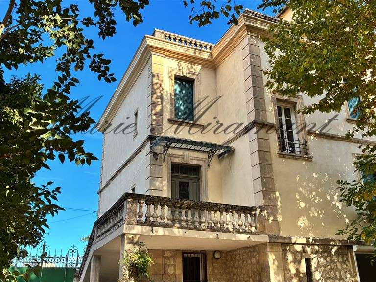 House L'Isle-sur-la-Sorgue