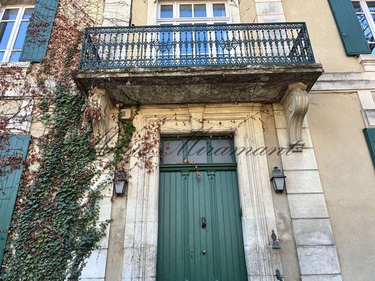 House L'Isle-sur-la-Sorgue - 5 bedrooms - 272m²