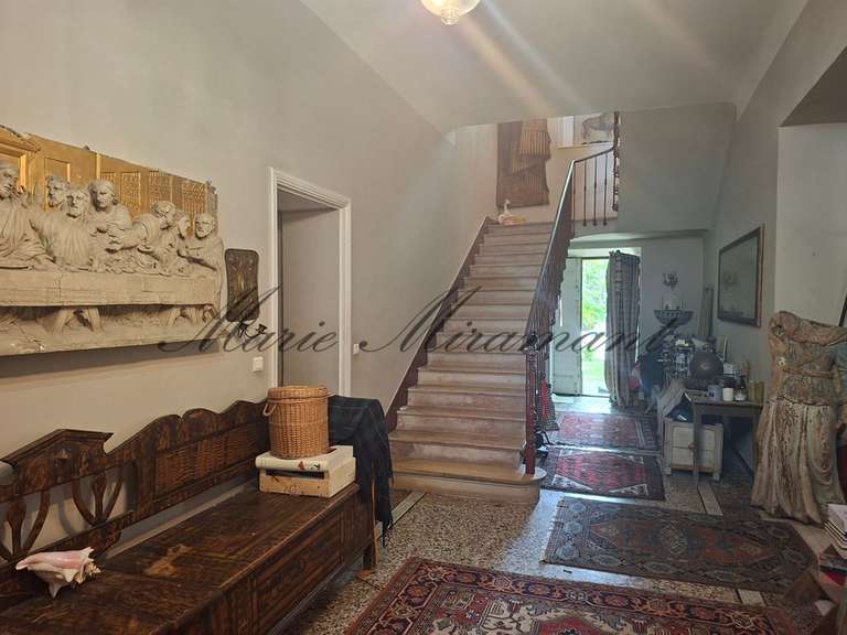 Maison L'Isle-sur-la-Sorgue - 5 chambres - 272m²