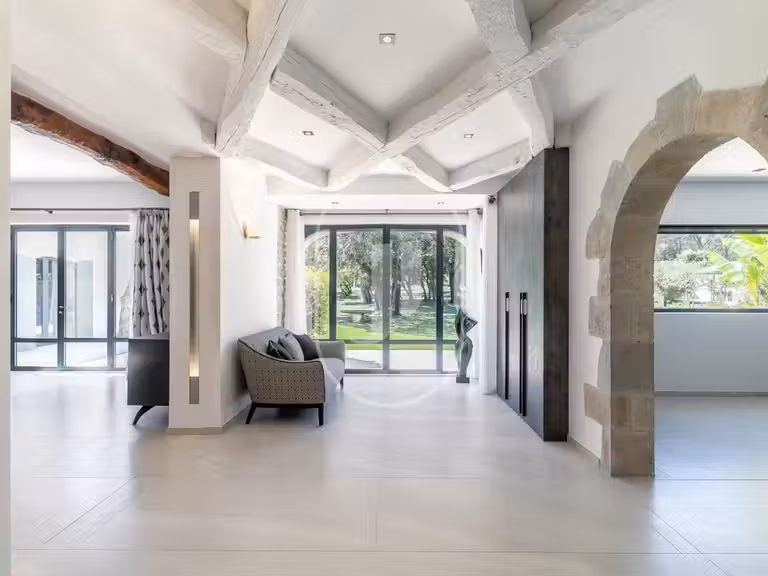 Maison L'Isle-sur-la-Sorgue - 8 chambres - 515m²