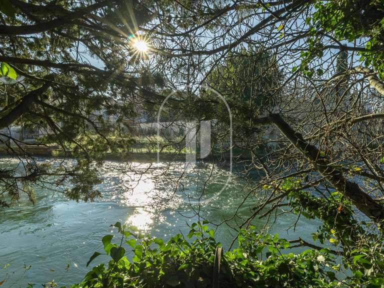 Maison L'Isle-sur-la-Sorgue - 3 chambres - 140m²